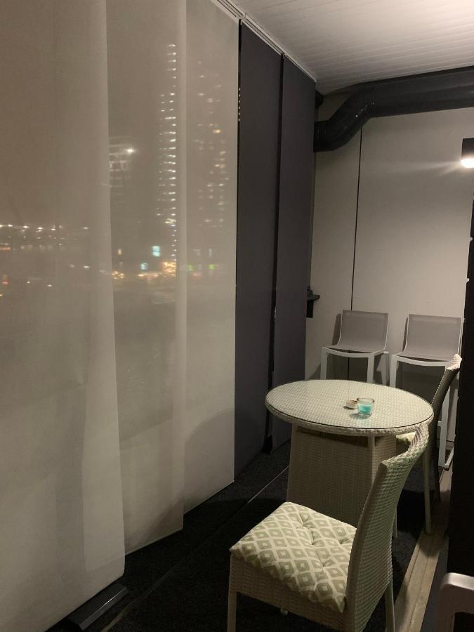 Sea View Lux Kalasatama Romantic Studio - Balcony & Coffee& Tee, Wifi, Gym &Sauna Хелзинки Екстериор снимка