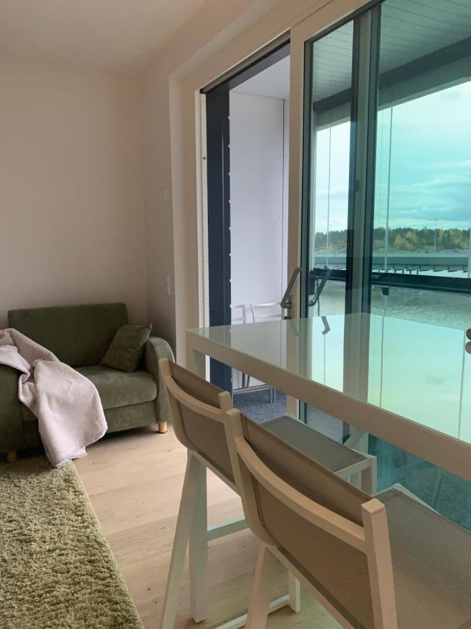 Sea View Lux Kalasatama Romantic Studio - Balcony & Coffee& Tee, Wifi, Gym &Sauna Хелзинки Екстериор снимка