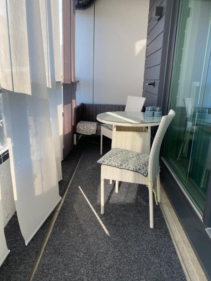 Sea View Lux Kalasatama Romantic Studio - Balcony & Coffee& Tee, Wifi, Gym &Sauna Хелзинки Екстериор снимка